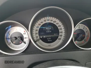 2013 Mercedes-Benz C 250 Sport z VIN WDDGF4HB9DR263699, wystawiony jako Copart lot #51379384 z przebiegiem 123 016 mil mil oraz Szkoda całkowita • Salvage title. Historia ofert i sprzedaży dostępna na DreamBid. Obrazek 9.