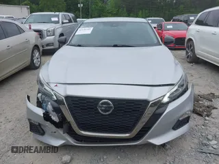 2020 Nissan Altima SR z VIN 1N4BL4CV5LN301259, wystawiony jako IAAI lot #42150709 z przebiegiem 52 512 mil mil oraz . Historia ofert i sprzedaży dostępna na DreamBid. Obrazek 12.