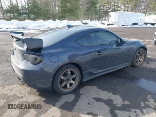2014 Subaru BRZ Limited with VIN JF1ZCAC19E9600775, listed as a IAAI auction lot 41645509 with 1 mi miles. Bid and sale history available at carsss.com. Image 4.