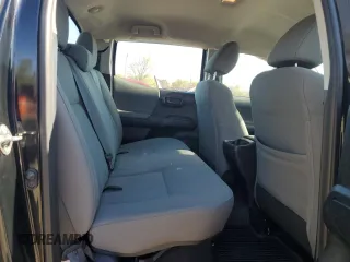 2018 Toyota Tacoma SR with VIN 3TMCZ5AN5JM180178, listed as a Copart auction lot 53676395 with 69,077 mi miles and Salvage Title. Bid and sale history available at carsss.com. Image 10.