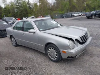 2001 Mercedes-Benz E-Class with VIN WDBJF65J11B216449, listed as a IAAI auction lot 39378007 with 62,263 mi miles. Bid and sale history available at carsss.com. Image 1.