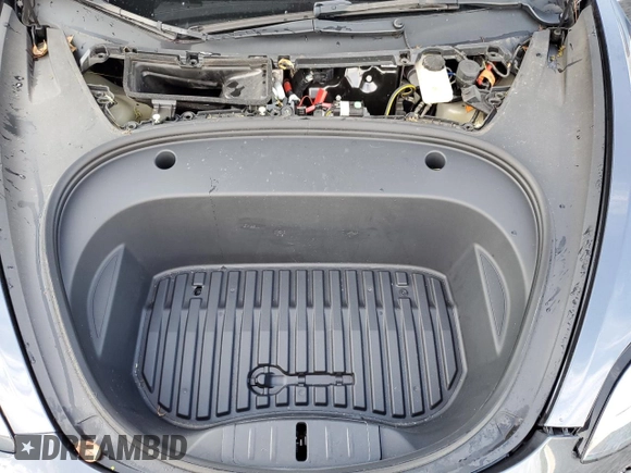 2023 Tesla Model 3 с VIN 5YJ3E1EA8PF394011, выставлен на аукционе Copart как лот 60981335 с пробегом 52 220 миль миль и На запчасти • Non repairable. История ставок и продаж доступна на DreamBid. Изображение 11.