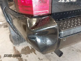 2006 Jeep Commander z VIN 1J8HG48K36C268732, wystawiony jako IAAI lot #42285260 z przebiegiem 215 512 mil mil oraz . Historia ofert i sprzedaży dostępna na DreamBid. Obrazek 6.