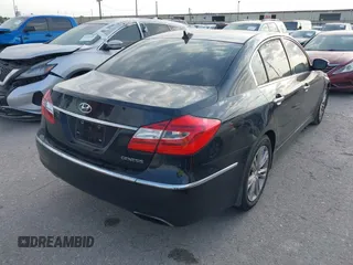 2014 Hyundai Genesis 3.8L z VIN KMHGC4DD7EU264631, wystawiony jako IAAI lot #42033725 z przebiegiem 183 397 mil mil oraz . Historia ofert i sprzedaży dostępna na DreamBid. Obrazek 4.