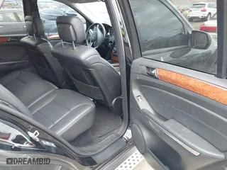 2009 Mercedes-Benz M-Class 3.5L with VIN 4JGBB86E09A470827, listed as a IAAI auction lot 42024915 with 212,537 mi miles. Bid and sale history available at carsss.com. Image 8.
