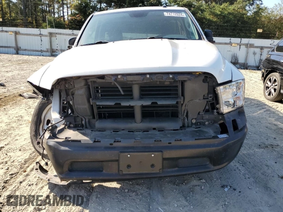 2018 Ram 1500 Tradesman with VIN 3C6JR7DG7JG186490, listed as a Copart auction lot 74712524 with 58,120 mi miles and Salvage title. Bid and sale history available at DreamBid. Image 5.