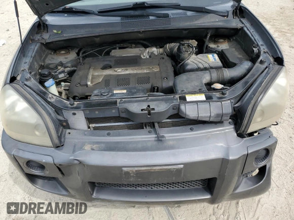 2007 Hyundai Tucson GLS with VIN KM8JM12B27U515691, listed as a Copart auction lot 68236814 with 120,898 mi miles and Salvage Title. Bid and sale history available at carsss.com. Image 12.