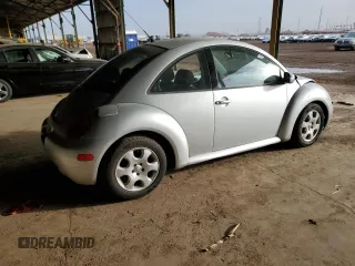 2003 Volkswagen New Beetle Coupe GLS with VIN 3VWCK21CX3M434601, listed as a Copart auction lot 44244875 with 77,888 mi miles and Salvage Title. Bid and sale history available at carsss.com. Image 3.