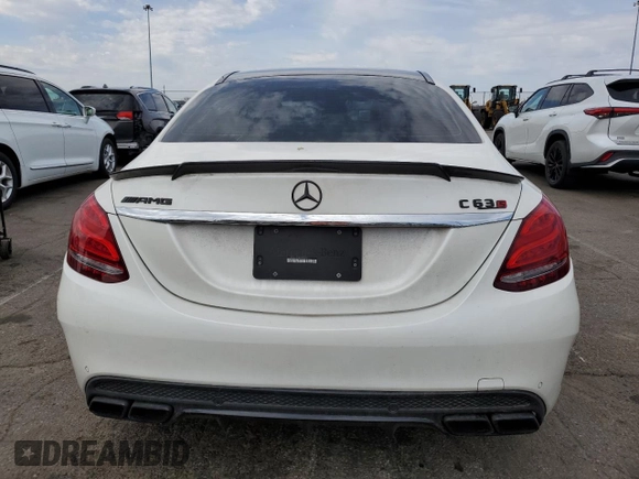 2016 Mercedes-Benz C 63 S AMG z VIN 55SWF8HB3GU165855, wystawiony jako Copart lot #50780375 z przebiegiem 65 480 mil mil oraz Czysty tytuł • Clean title. Historia ofert i sprzedaży dostępna na DreamBid. Obrazek 6.