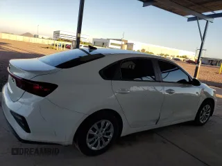 2021 Kia Forte FE z VIN 3KPF24AD3ME302148, wystawiony jako Copart lot #54068335 z przebiegiem 74 299 mil mil oraz Szkoda całkowita • Salvage title. Historia ofert i sprzedaży dostępna na DreamBid. Obrazek 3.