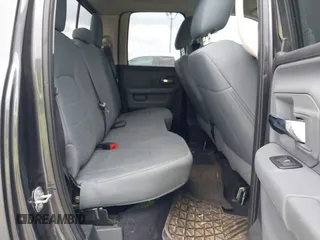 2017 Ram 1500 SLT z VIN 1C6RR7GG3HS663434, wystawiony jako IAAI lot #41696570 z przebiegiem 146 221 mil mil oraz . Historia ofert i sprzedaży dostępna na DreamBid. Obrazek 8.