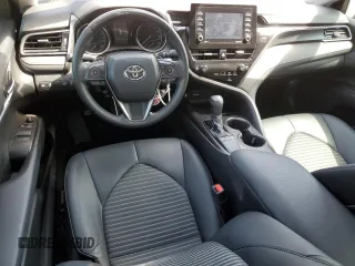2022 Toyota Camry SE z VIN 4T1G11AK7NU657892, wystawiony jako Copart lot #53624045 z przebiegiem 72 404 mil mil oraz Szkoda całkowita • Salvage title. Historia ofert i sprzedaży dostępna na DreamBid. Obrazek 8.