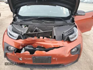 2015 BMW i3 z VIN WBY1Z4C56FV278503, wystawiony jako Copart lot #51533125 z przebiegiem 31 261 mil mil oraz Szkody całkowita. Historia ofert i sprzedaży dostępna na DreamBid. Obrazek 11.
