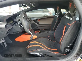 2023 Lamborghini Huracan z VIN ZHWUA6ZX6PLA25067, wystawiony jako Copart lot #79047854 z przebiegiem 13 217 mil mil oraz Nie do naprawy • Non repairable. Historia ofert i sprzedaży dostępna na DreamBid. Obrazek 7.