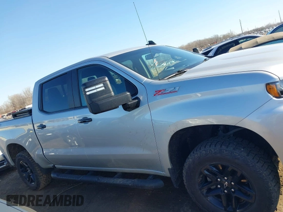 2022 Chevrolet Silverado 1500 LT Trail Boss with VIN 1GCPYFED5NZ121454, listed as a IAAI auction lot 41727229 with 42,302 mi miles and . Bid and sale history available at DreamBid. Image 13.