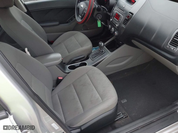 2014 Kia Forte LX with VIN KNAFK4A62E5065647, listed as a IAAI auction lot 40669819 with 171,578 mi miles. Bid and sale history available at carsss.com. Image 5.