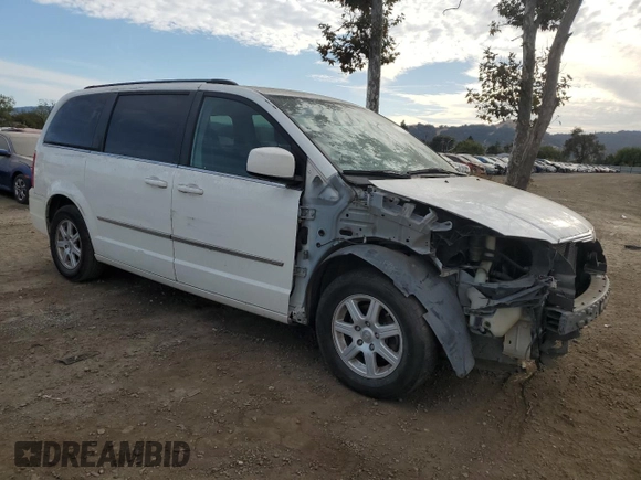 2010 Chrysler Town & Country Touring with VIN 2A4RR5D1XAR358799, listed as a Copart auction lot 71979624 with 213,523 mi miles and Salvage Title. Bid and sale history available at DreamBid. Image 4.