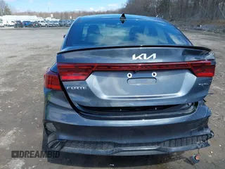 2024 Kia Forte GT-Line with VIN 3KPF54AD2RE741419, listed as a IAAI auction lot 41973904 with 9,805 mi miles. Bid and sale history available at carsss.com. Image 6.
