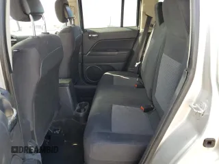2014 Jeep Patriot Sport с VIN 1C4NJPBA9ED545082, выставлен на аукционе Copart как лот 56802345 с пробегом Не указан миль и Списание • Salvage title. История ставок и продаж доступна на DreamBid. Изображение 11.