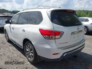 2014 Nissan Pathfinder SV with VIN 5N1AR2MN7EC624360, listed as a IAAI auction lot 42134538 with 167,492 mi miles. Bid and sale history available at carsss.com. Image 3.