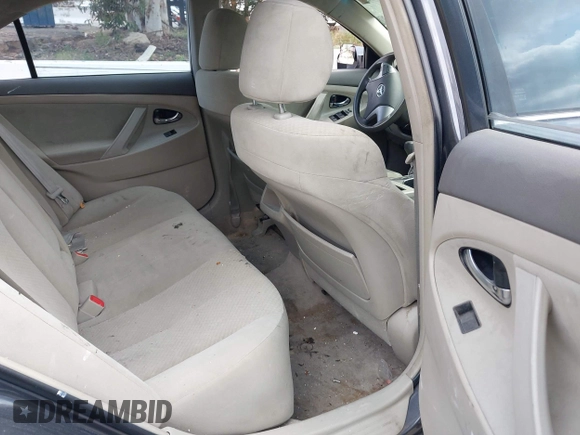 2009 Toyota Camry with VIN 4T1BE46K79U362449, listed as a IAAI auction lot 42058028 with 192,845 mi miles. Bid and sale history available at carsss.com. Image 8.
