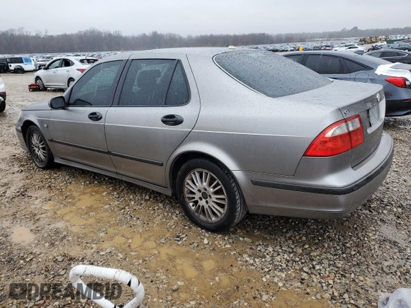 2005 Saab 9-5 Arc with VIN YS3ED49A353518650, listed as a Copart auction lot 44595085 with 220,098 mi miles and Clean Title. Bid and sale history available at carsss.com. Image 2.