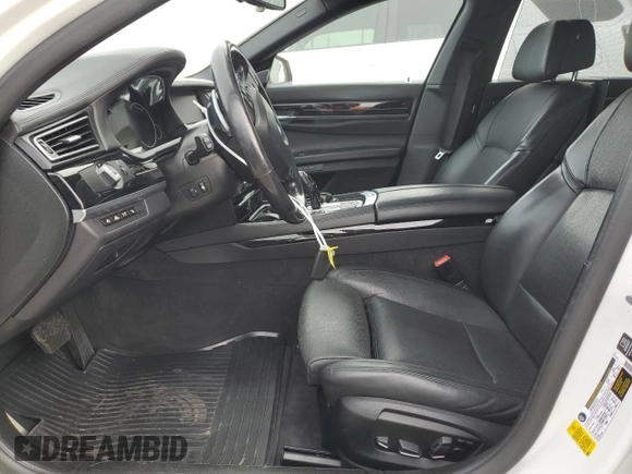2015 BMW 7 Series 750Li with VIN WBAYE8C5XFD781554, listed as a Copart auction lot 80150903 with 60,919 mi miles and . Bid and sale history available at DreamBid. Image 7.