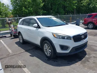 2016 Kia Sorento LX z VIN 5XYPGDA55GG138083, wystawiony jako IAAI lot #42258027 z przebiegiem 168 224 mil mil oraz . Historia ofert i sprzedaży dostępna na DreamBid. Obrazek 1.
