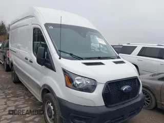 2022 Ford Transit Cargo z VIN 1FTBR1X84NKA82407, wystawiony jako IAAI lot #41503201 z przebiegiem 53 194 mil mil oraz . Historia ofert i sprzedaży dostępna na DreamBid. Obrazek 13.