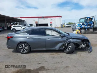 2019 Nissan Altima SL with VIN 1N4BL4EV1KC187977, listed as a IAAI auction lot 42001125 with 157,080 mi miles and . Bid and sale history available at DreamBid. Image 14.
