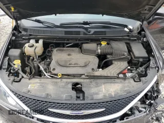 2020 Chrysler Pacifica Touring L z VIN 2C4RC1BG0LR137402, wystawiony jako Copart lot #58410145 z przebiegiem 52 050 mil mil oraz Nie do naprawy • Non repairable. Historia ofert i sprzedaży dostępna na DreamBid. Obrazek 12.