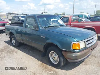 1996 Ford Ranger XL with VIN 1FTCR10A7TTA29919, listed as a IAAI auction lot 42171562 with 237,982 mi miles. Bid and sale history available at carsss.com. Image 1.