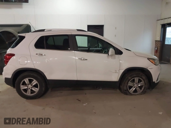 2017 Chevrolet Trax LT with VIN KL7CJPSB7HB243335, listed as a IAAI auction lot 41705724 with 85,309 mi miles. Bid and sale history available at carsss.com. Image 13.