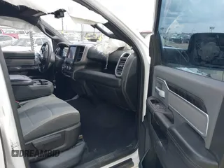 2022 Ram 2500 Big Horn с VIN 3C6UR5DJ4NG119915, выставлен на аукционе IAAI как лот 42206890 с пробегом 77 269 миль миль и . История ставок и продаж доступна на DreamBid. Изображение 5.