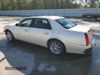2010 Cadillac DTS w/1SC with VIN 1G6KD5EY6AU135425, listed as a Copart auction lot 80883794 with 114,664 mi miles and Salvage Title. Bid and sale history available at carsss.com. Image 2.