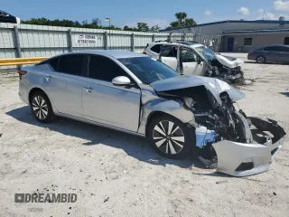 2022 Nissan Altima SV with VIN 1N4BL4DW8NN365287, listed as a Copart auction lot 49378025 with 15,402 mi miles and Non Repairable. Bid and sale history available at DreamBid. Image 4.