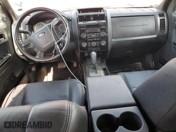 2010 Ford Escape Limited с VIN 1FMCU9EG4AKC56901, выставлен на аукционе Copart как лот 57163525 с пробегом 165 993 миль миль и Списание • Salvage title. История ставок и продаж доступна на DreamBid. Изображение 8.