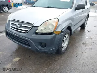 2005 Honda CR-V LX with VIN JHLRD68565C010541, listed as a IAAI auction lot 41660510 with 179,174 mi miles. Bid and sale history available at carsss.com. Image 17.