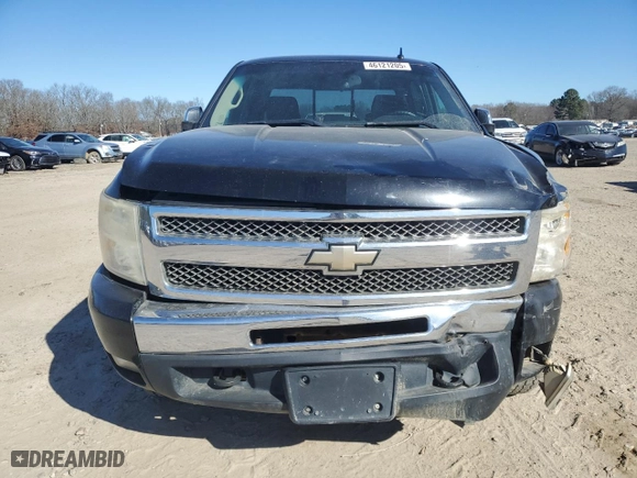 2010 Chevrolet Silverado 1500 LT with VIN 3GCRKSE38AG258831, listed as a Copart auction lot 46121205 with 166,821 mi miles and Salvage Title. Bid and sale history available at carsss.com. Image 5.
