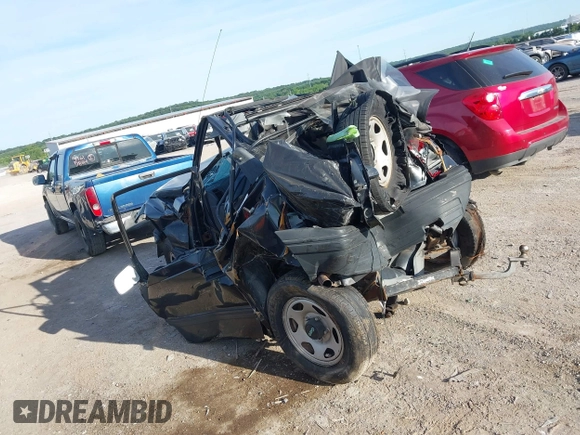 1995 Geo Tracker z VIN 2CNBE18U7S6904490, wystawiony jako IAAI lot #39596307 z przebiegiem 223 933 mil mil oraz . Historia ofert i sprzedaży dostępna na DreamBid. Obrazek 3.