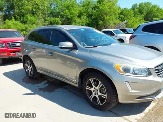 2015 Volvo XC60 T6 Drive-E Platinum with VIN YV449MDM8F2664536, listed as a IAAI auction lot 42037988 with 126,550 mi miles. Bid and sale history available at carsss.com. Image 13.