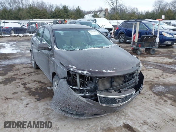2013 Kia Forte EX with VIN KNAFU4A24D5730361, listed as a IAAI auction lot 41579457 with 89,832 mi miles. Bid and sale history available at carsss.com. Image 1.