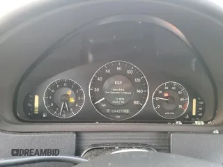2008 Mercedes-Benz CLK 350 z VIN WDBTJ56H08F235798, wystawiony jako Copart lot #42876445 z przebiegiem 104 487 mil mil oraz Nie do naprawy • Non repairable. Historia ofert i sprzedaży dostępna na DreamBid. Obrazek 9.