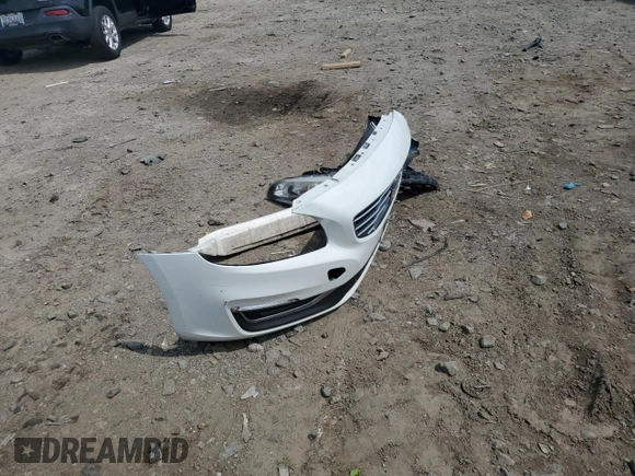 2015 Volvo V60 z VIN YV1612SD8F1199783, wystawiony jako Copart lot #55775985 z przebiegiem 163 589 mil mil oraz Szkoda całkowita • Salvage title. Historia ofert i sprzedaży dostępna na DreamBid. Obrazek 12.