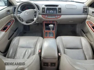 2005 Toyota Camry LE with VIN 4T1BF30K15U603142, listed as a Copart auction lot 54925905 with 295,376 mi miles and Clean Title. Bid and sale history available at DreamBid. Image 8.