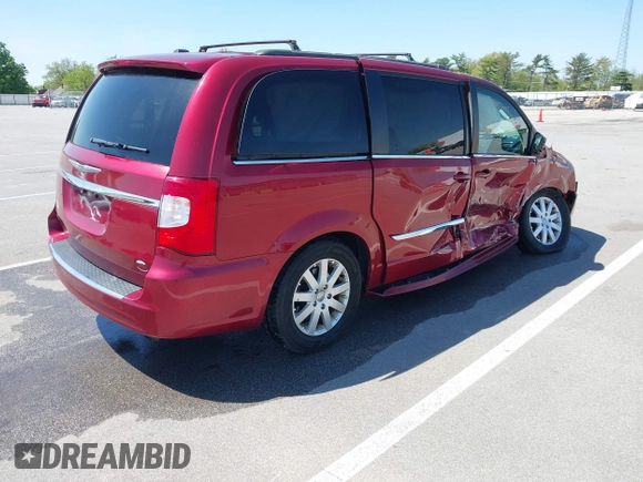 2014 Chrysler Town & Country Touring z VIN 2C4RC1BG7ER433956, wystawiony jako IAAI lot #42230097 z przebiegiem 107 737 mil mil oraz . Historia ofert i sprzedaży dostępna na DreamBid. Obrazek 4.