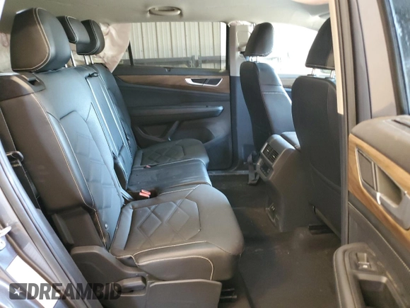 2024 Volkswagen Atlas SE with VIN 1V2HR2CA5RC572135, listed as a Copart auction lot 57635285 with 29,441 mi miles and Non repairable. Bid and sale history available at DreamBid. Image 11.