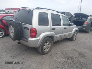 2003 Jeep Liberty Limited z VIN 1J8GL58K23W726252, wystawiony jako IAAI lot #42035004 z przebiegiem 224 159 mil mil oraz . Historia ofert i sprzedaży dostępna na DreamBid. Obrazek 4.