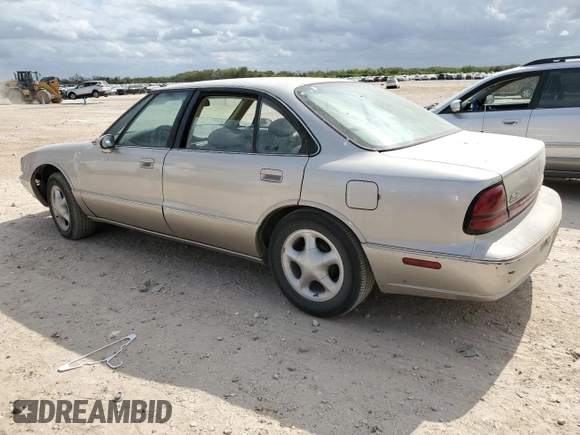 1997 Oldsmobile LSS z VIN 1G3HY52K9V4825297, wystawiony jako Copart lot #78541564 z przebiegiem Nie podano mil oraz Czysty tytuł • Clean title. Historia ofert i sprzedaży dostępna na DreamBid. Obrazek 2.