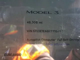 2023 Tesla Model 3 z VIN 5YJ3E1EA8PF715450, wystawiony jako Copart lot #51101045 z przebiegiem 48 308 mil mil oraz Szkoda całkowita • Salvage title. Historia ofert i sprzedaży dostępna na DreamBid. Obrazek 9.